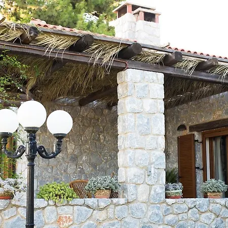Villa Evia Island Seafront Villa Malakóndas