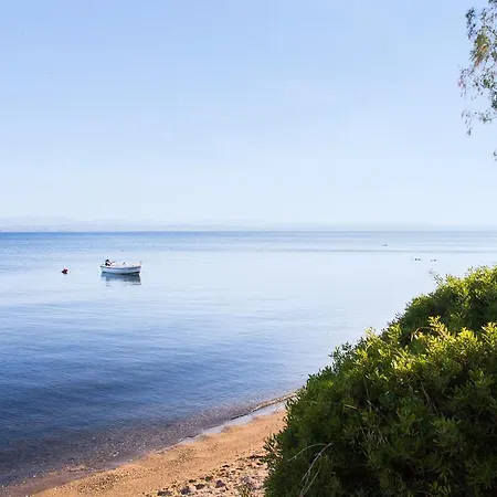 Evia Island Seafront Villa *